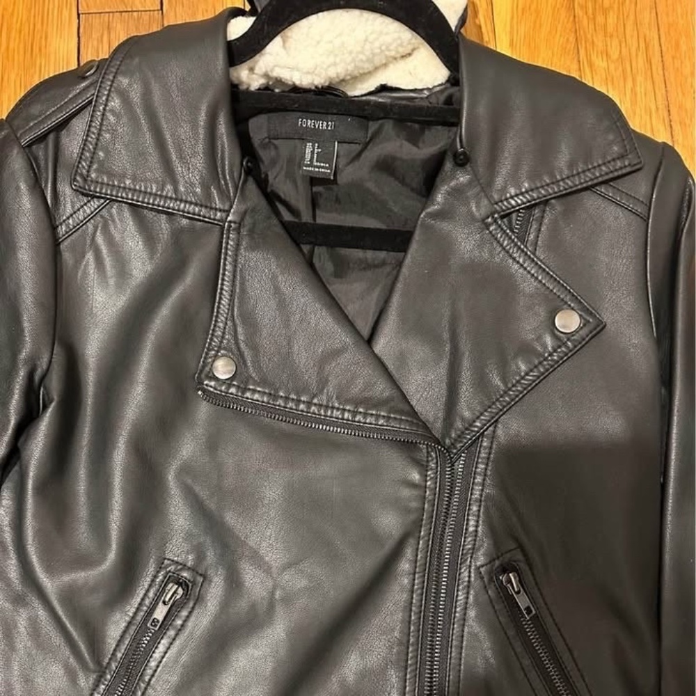 Black Faux Moto Jacket W/Detachable Collar Size Small